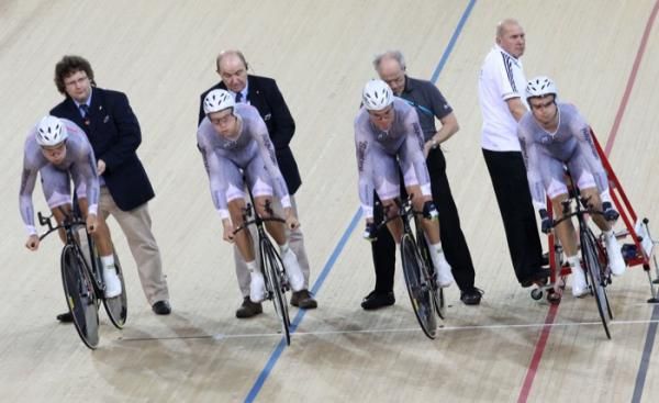 Australia fast off the mark