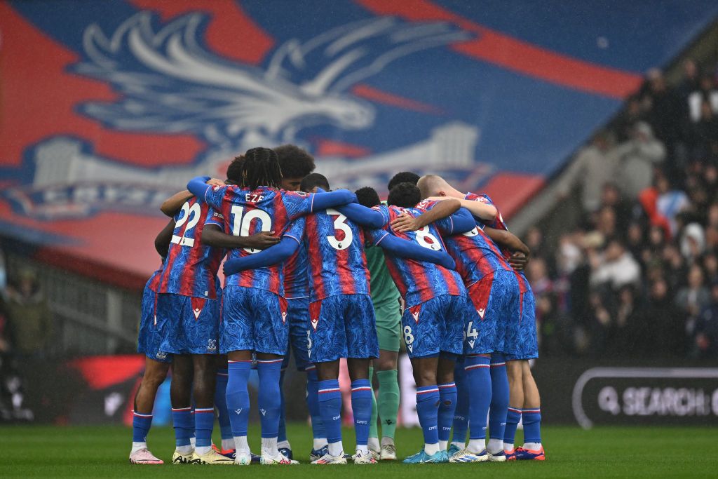 Crystal Palace squad for 2024/25 LONDON, ENGLAND - AUGUST 24: Crystal Palace team huddle during the Premier League match between Crystal Palace FC and West Ham United FC at Selhurst Park on August 24, 2024 in London, United Kingdom. (Photo by Sebastian Frej/MB Media/Getty Images)