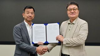 LG and Ricoh leaders come together in partnership. 