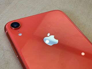 iPhone XR coral