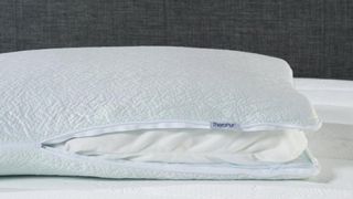 TheraPur® Memory Foam Ice Pillow unzipped