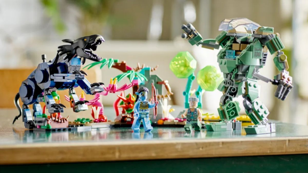 LEGO Neytiri &amp; Thanator vs. AMP Suit Quaritch promo shot