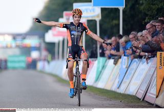 Wout Van Aert wins Poldercross in Kruibeke