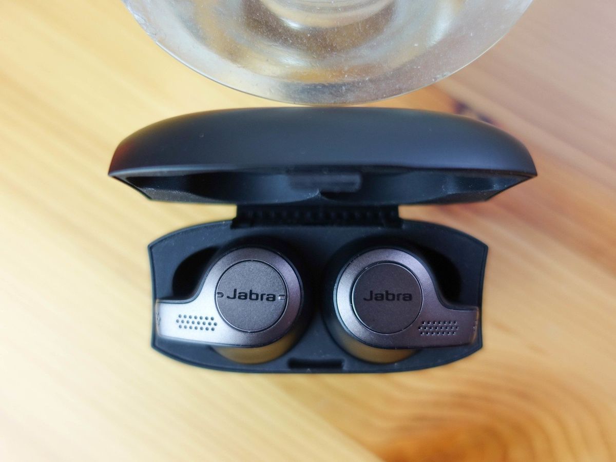 Jabra Elite 65t vs. Sennheiser Momentum True Wireless Which