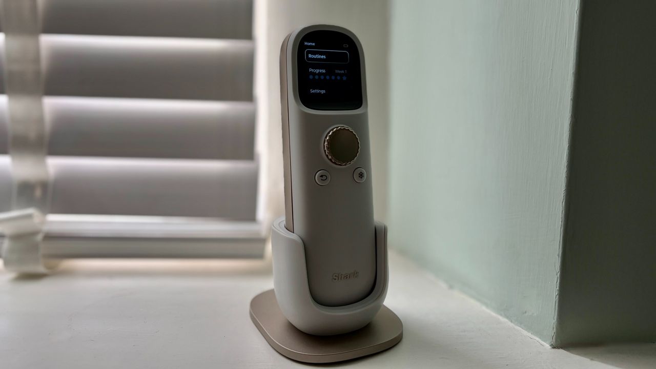 Shark CryoGlow Clinic Face + Body