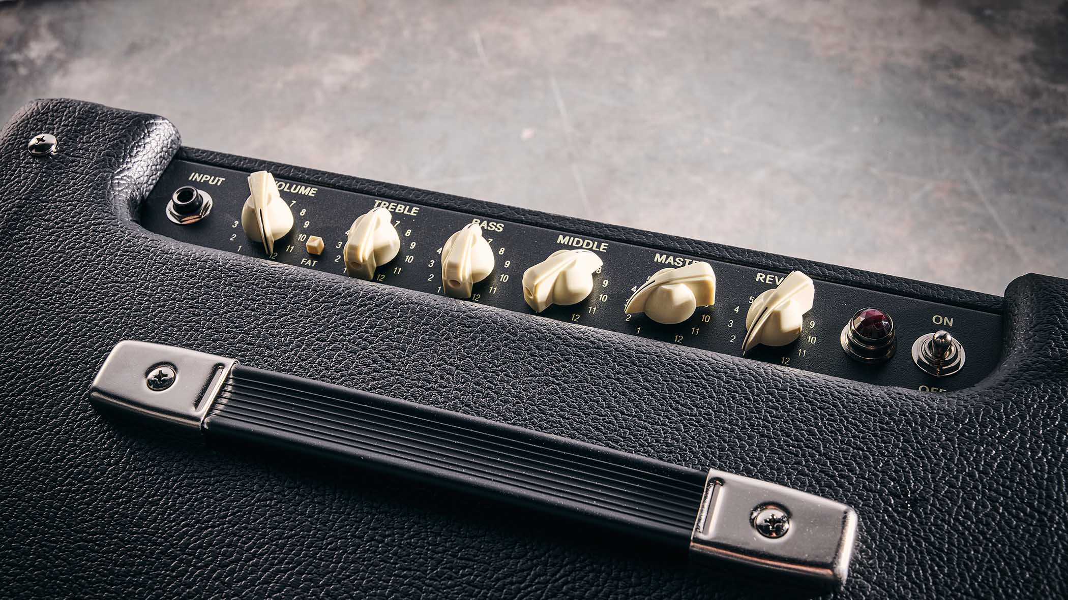 Close-up of the Fender 30th Anniversary Blues Junior&#039;s control panel.