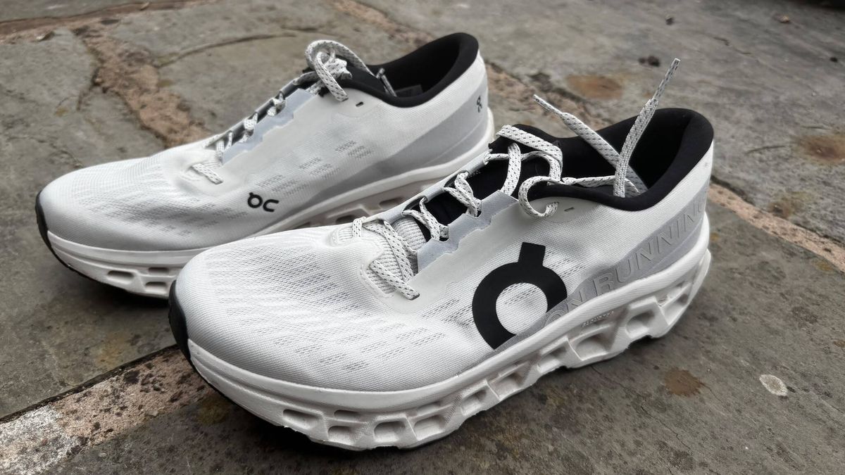 On Cloudmonster 3