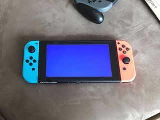Orange and Blue Screens