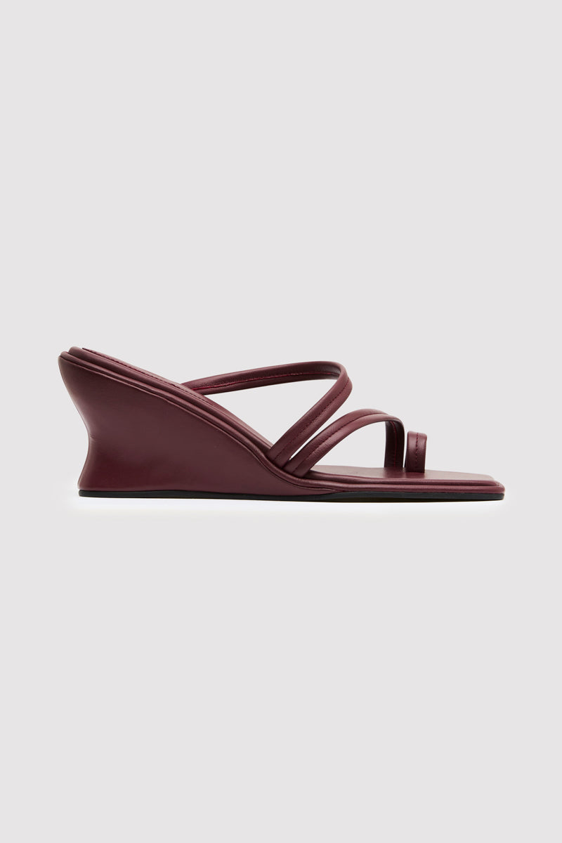 Soft Strap Contour Wedge - Plum
