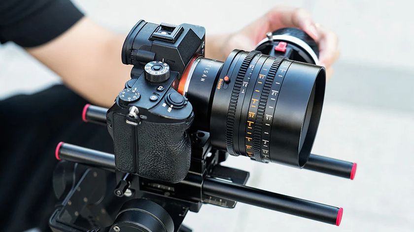 TTArtisan 85mm T2.1 Dual Bokeh lens