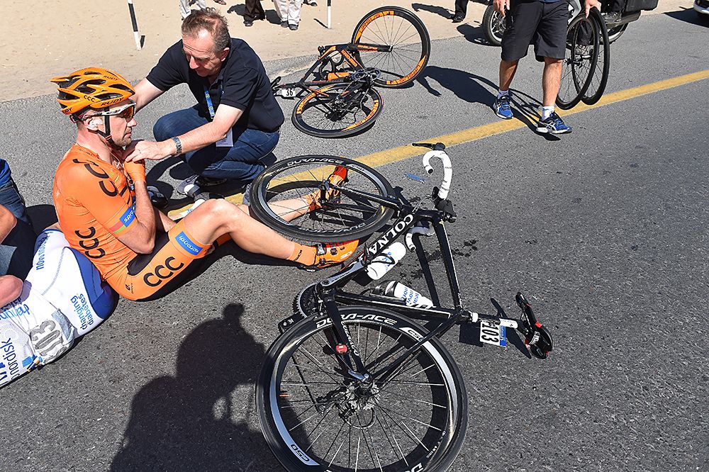 A crash during stage 4 Dubai Tour