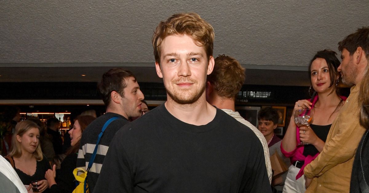 Joe Alwyn had a blunt response when asked about the Taylor Swift breakup