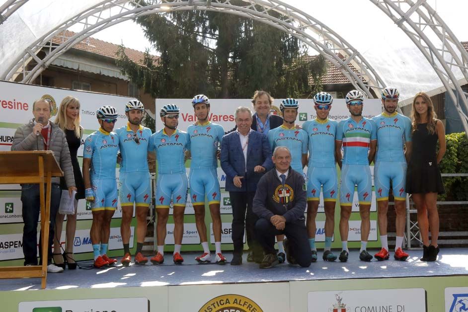 The Astana riders are introduced to the crowd