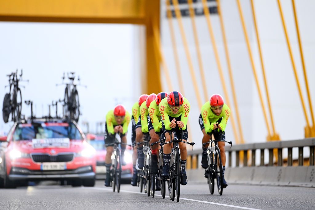 UTRECHT NETHERLANDS AUGUST 19 A general view of Nairo Alexander Quintana Rojas of Colombia Anthony Delaplace of France Elie Gesbert of France Thibault Guernalec of France Simon Guglielmi of France Daniel Mclay of United Kingdom Lukasz Owsian of Poland Clement Russo of France and Team Arka Samsic sprint during the 77th Tour of Spain 2022 Stage 1 a 233km team time trial in Utrecht LaVuelta22 WorldTour on August 19 2022 in Utrecht Netherlands Photo by Tim de WaeleGetty Images