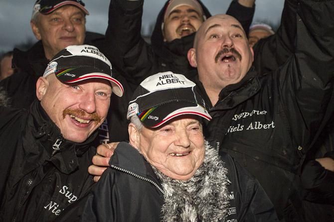 Fans of Niels Albert