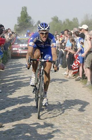 Kevin van Impe (Quickstep) covered in dust