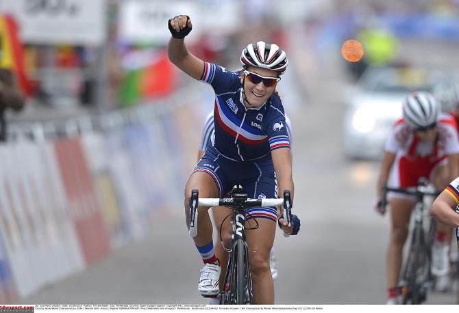 Pauline Ferrand-Prevot (France) wins the sprint for gold