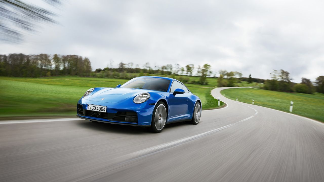 Porsche 911 Carrera GTS T-Hybrid