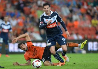 Pablo Contreras in action for Melbourne Victory against Brisbane Roar in April 2014.