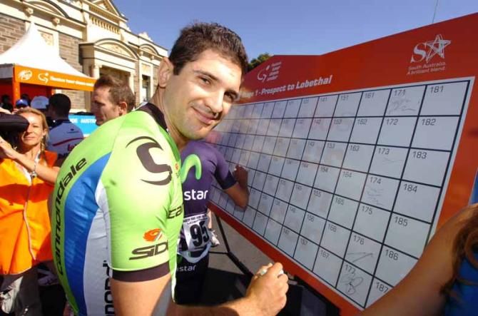 Alan Marangoni (Cannondale) signs on.