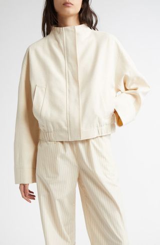 VwQc58EbEEAm3XnDreSqHY-320-80 ما الذي سيشتريه الباريسيون الأنيقون وسكان نيويورك من بيع 2025 Nordstrom نصف سنوي