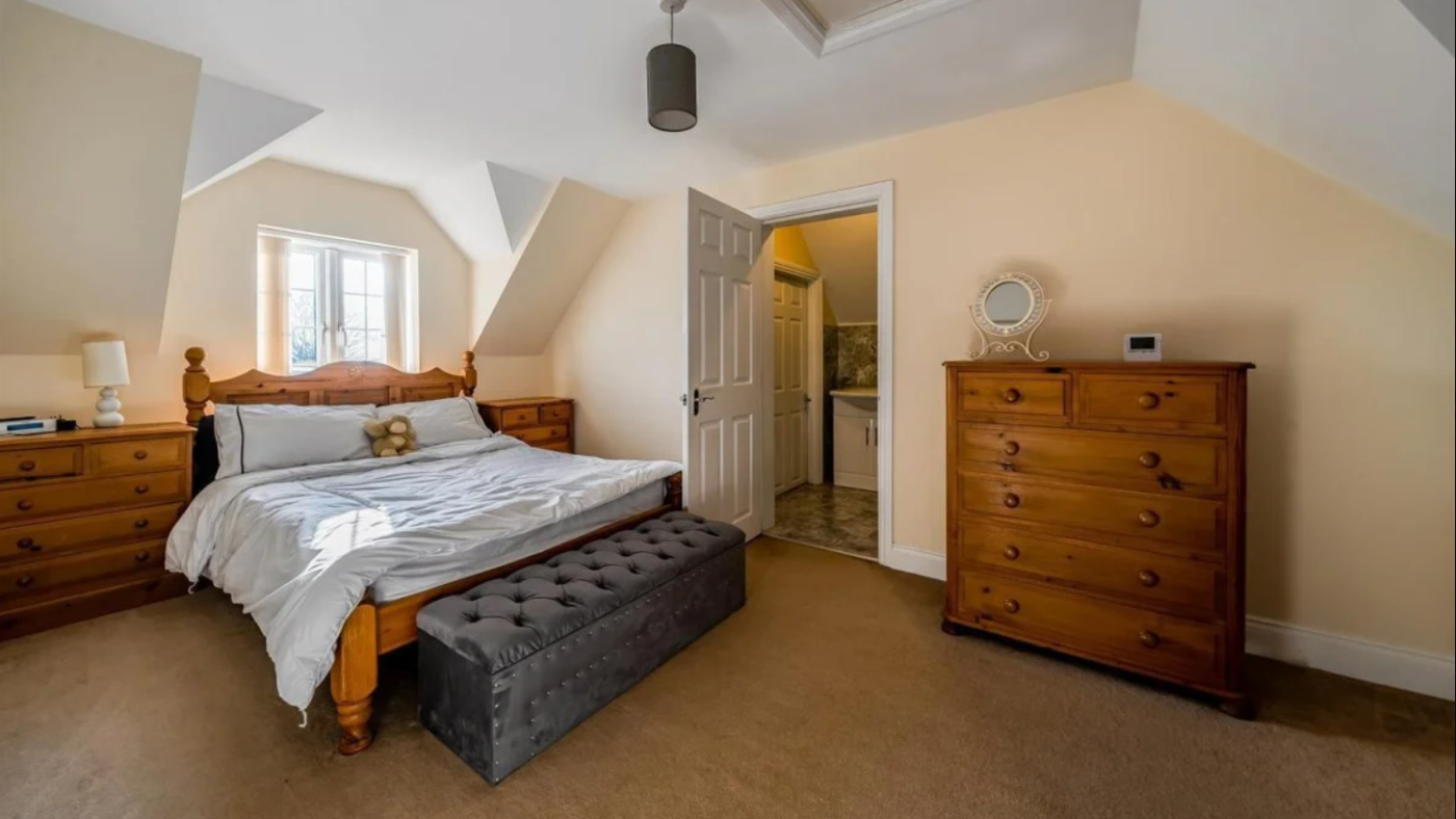 Screenshot 2025-03-10 at 16.13.09