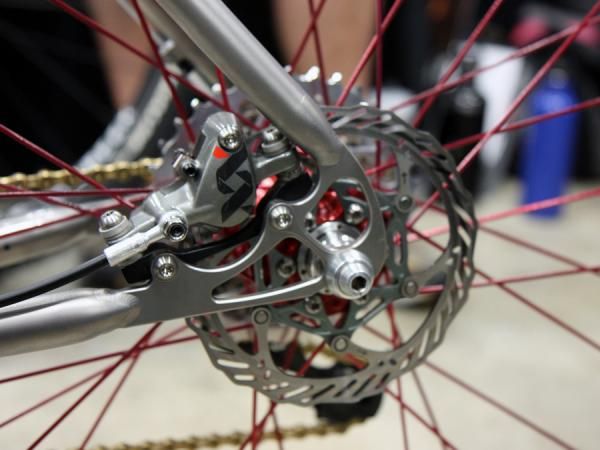 NAHBS could easily have been called the "Paragon Machine Works Show" judging by how often its bits were seen on frames like this Quiring titanium hardtail.