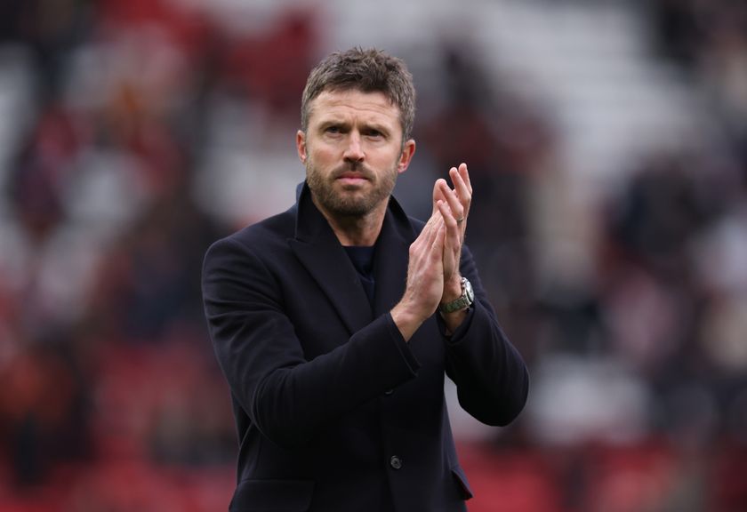 MANCHESTER, ENGLAND - JANUARY 17: Manchester United head coach / manager Michael Carrick applauds after the Premier League match between Manchester United and Manchester City at Old Trafford on January 17, 2026 in Manchester, England. (Photo by Copa/Getty Images)