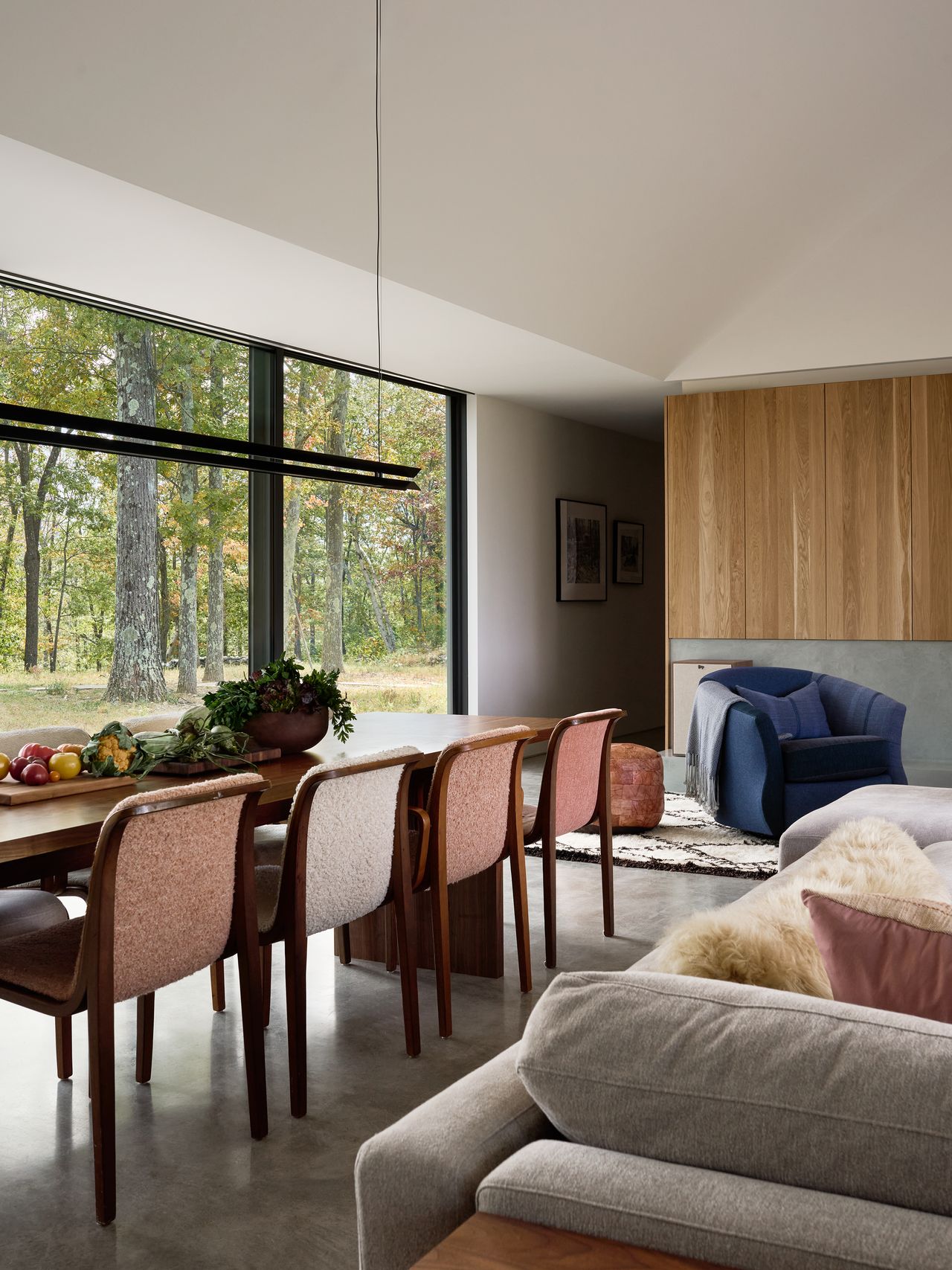 tranquil interiors of Catskills home