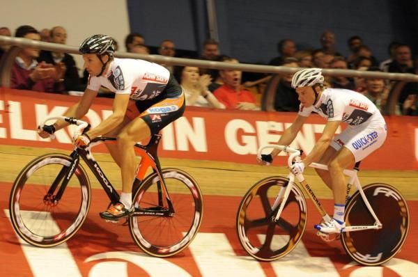 Schep and Keisse in the flying lap