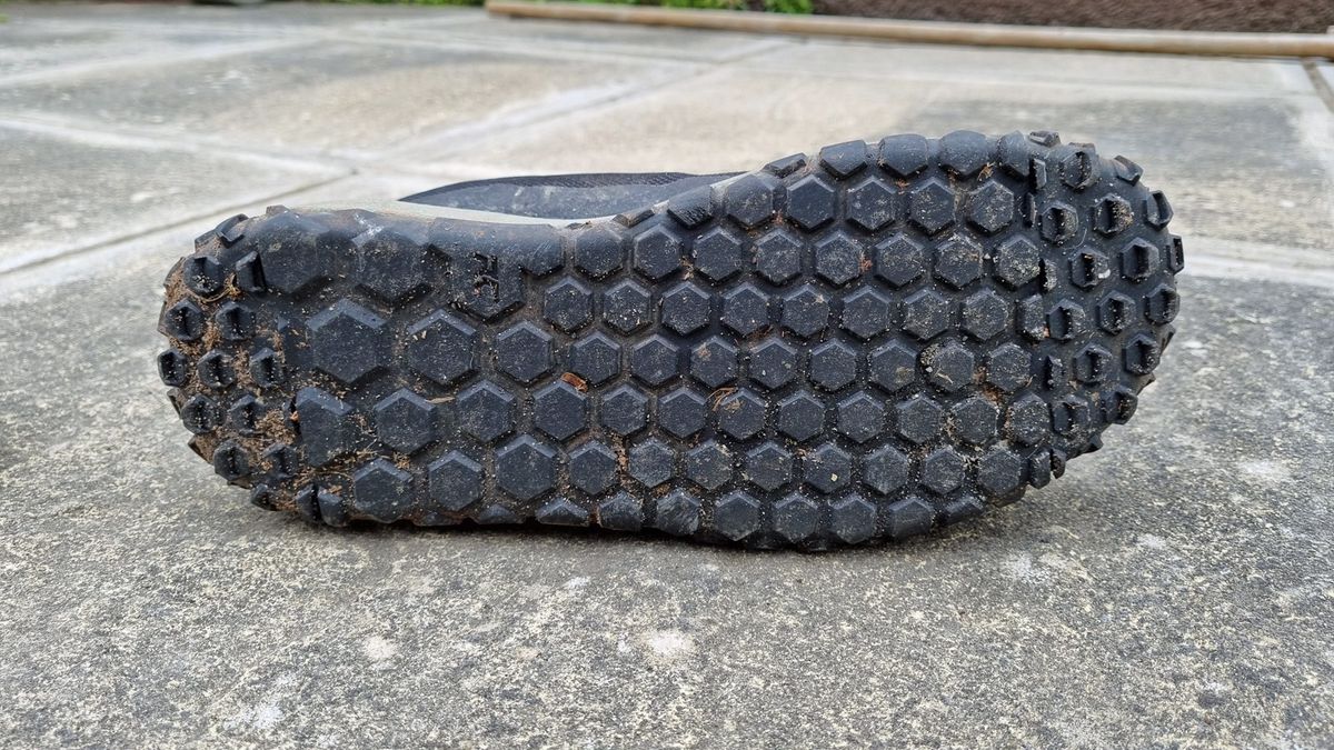 A view of the underside of the Flume shoes with hexagonal tread pattern