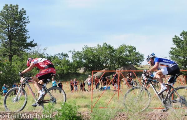 Jeremy Horgan-Kobelski (Subaru-Gary Fisher) doing everything in his power to stay on Well's wheel with two laps to go.