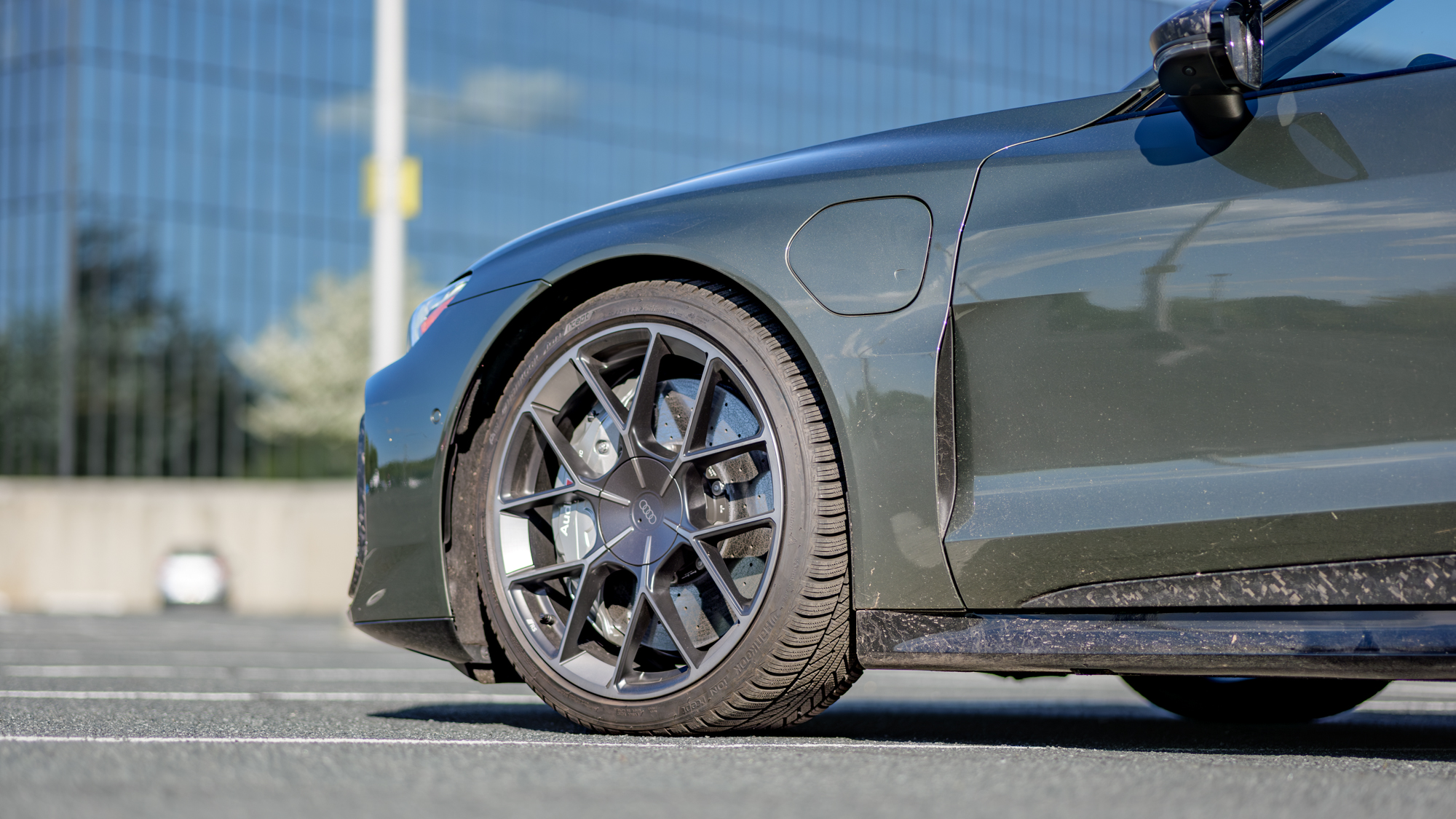2026 Audi RS e-tron RT review.