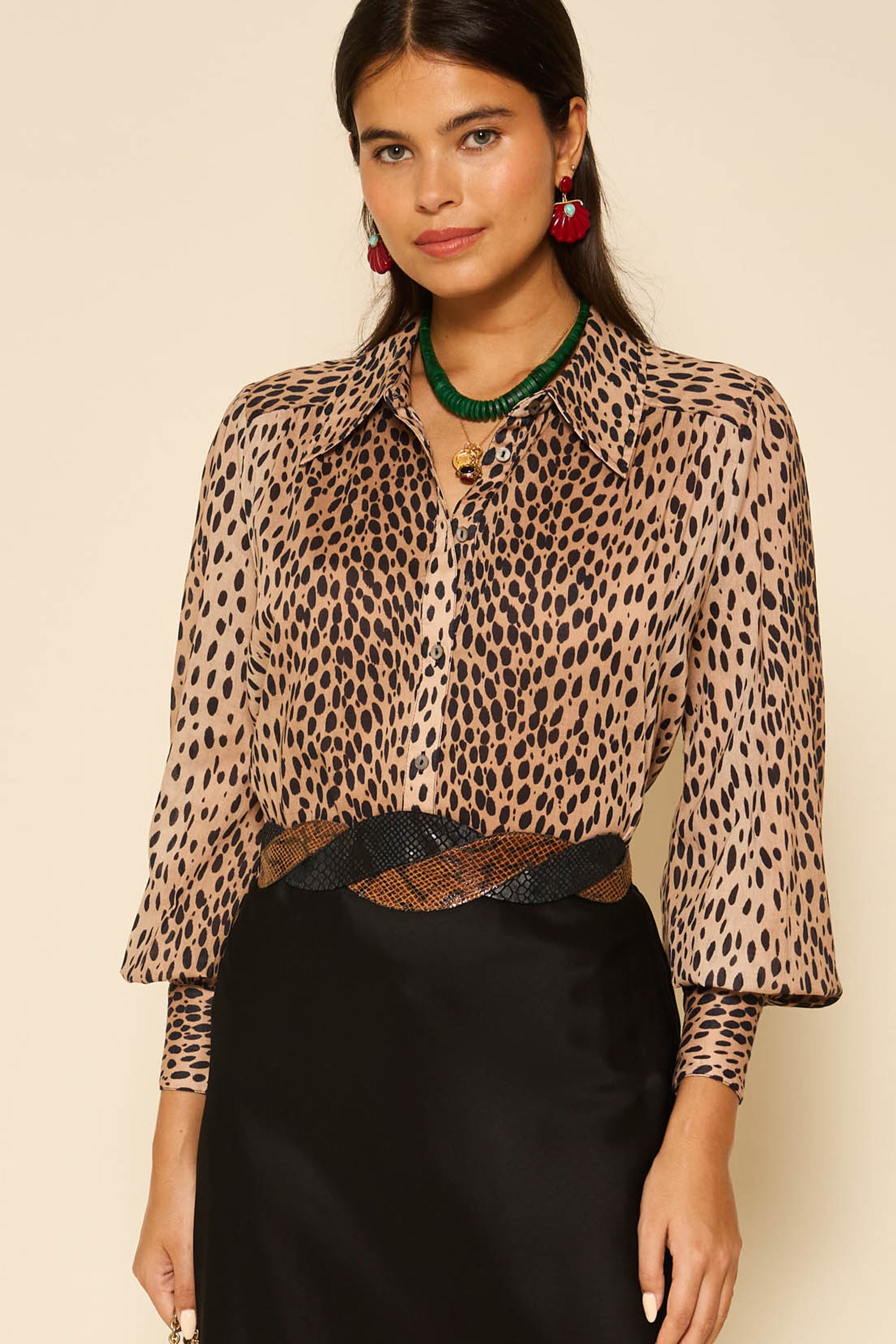 Blake Cotton Shirt in Brown Antelope Spot Black