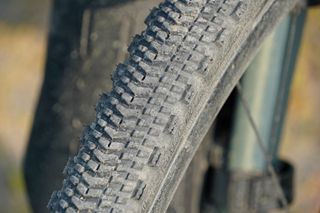 Tread pattern of the Schwalbe G-One Overland tube style gravel bike tire