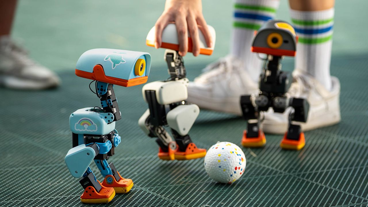 MicroDuck from Pollen Robotics