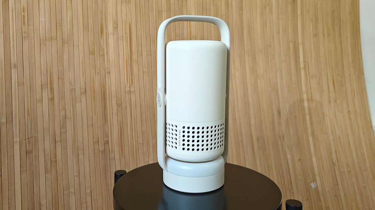 Xgimi Vibe One portable projector