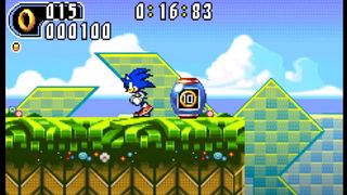 Sonic Advance 2 screenshot showing Sonic running towards the left of the screen