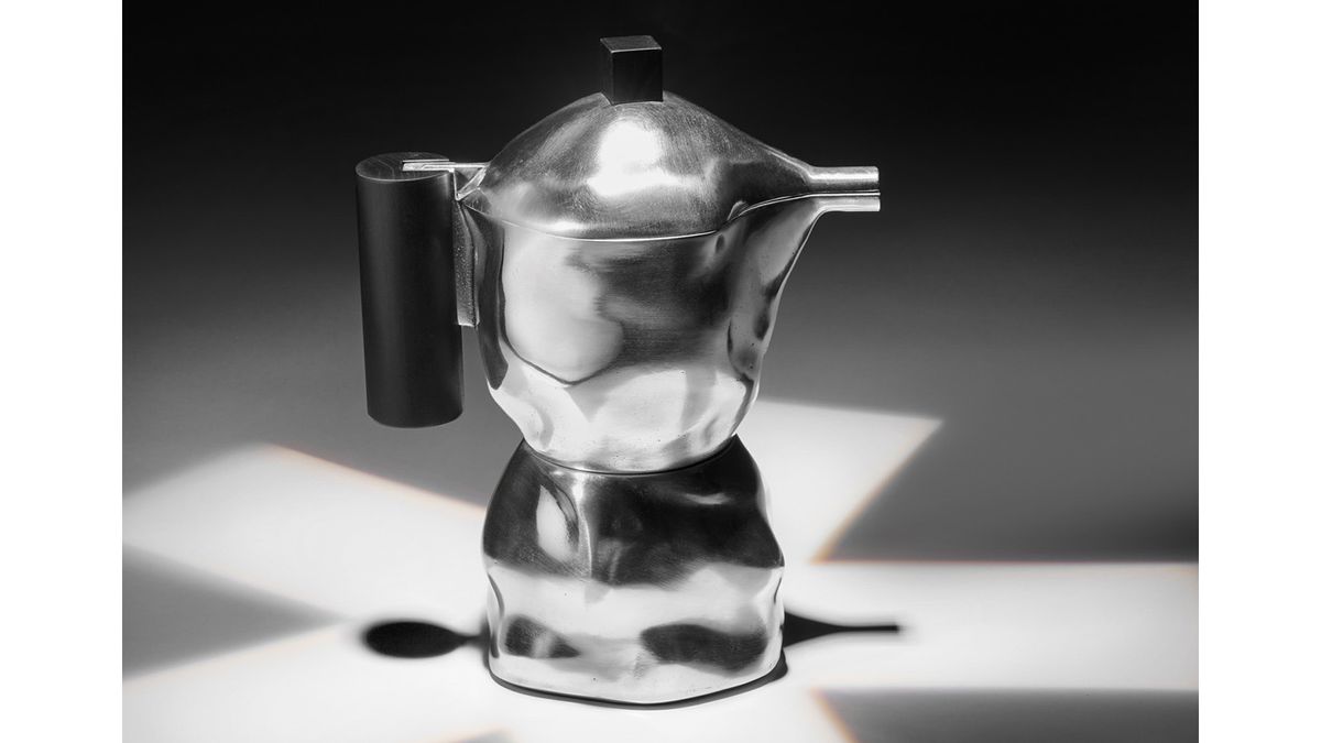 This curvy stovetop espresso maker brings a shot of artistry to your coffee ritual