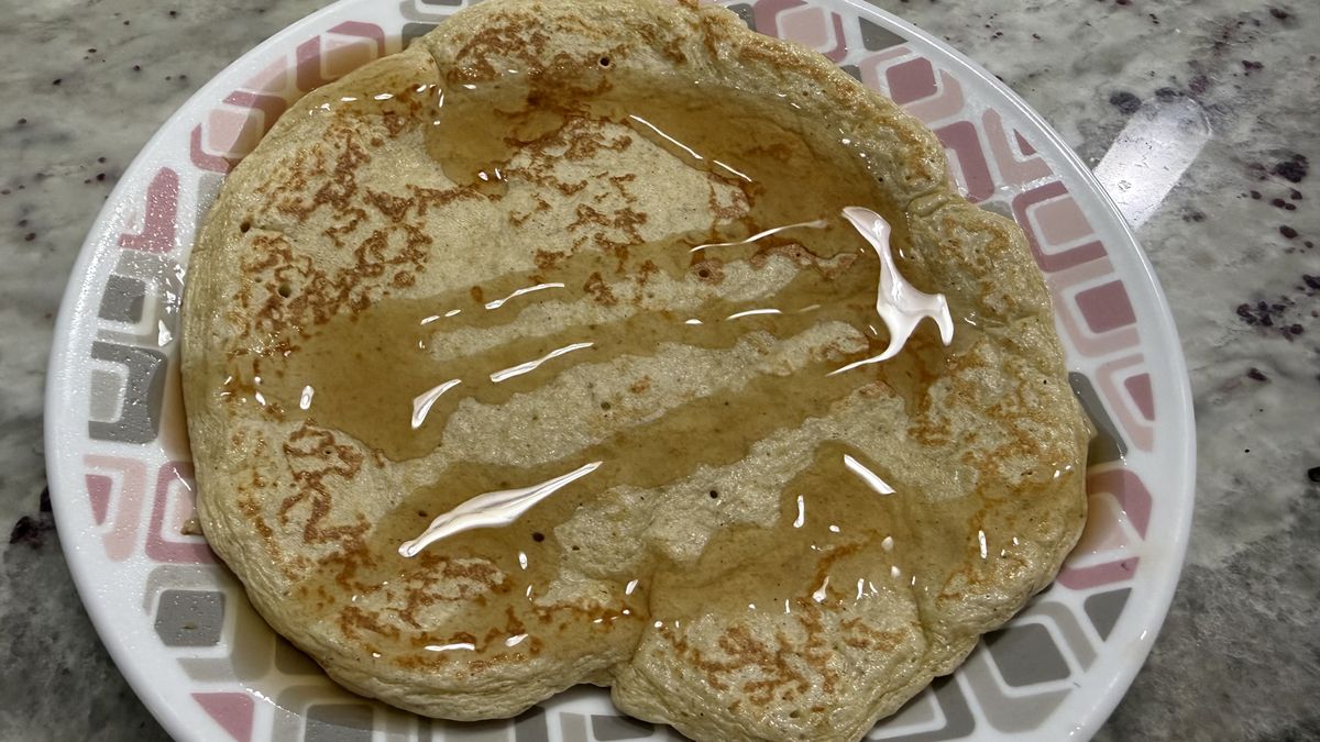 Ninja CrushBOSS blending pancake batter