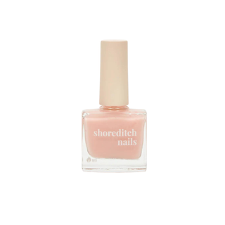 This Shoreditch Nails The Primrose Hill nail polish is essential for a Fombré pedicure