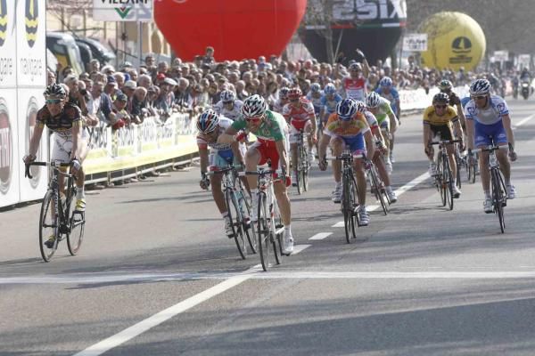 Giovanni Visconti (Farnese Vini-Neri Sottoli) wins in Sassuolo