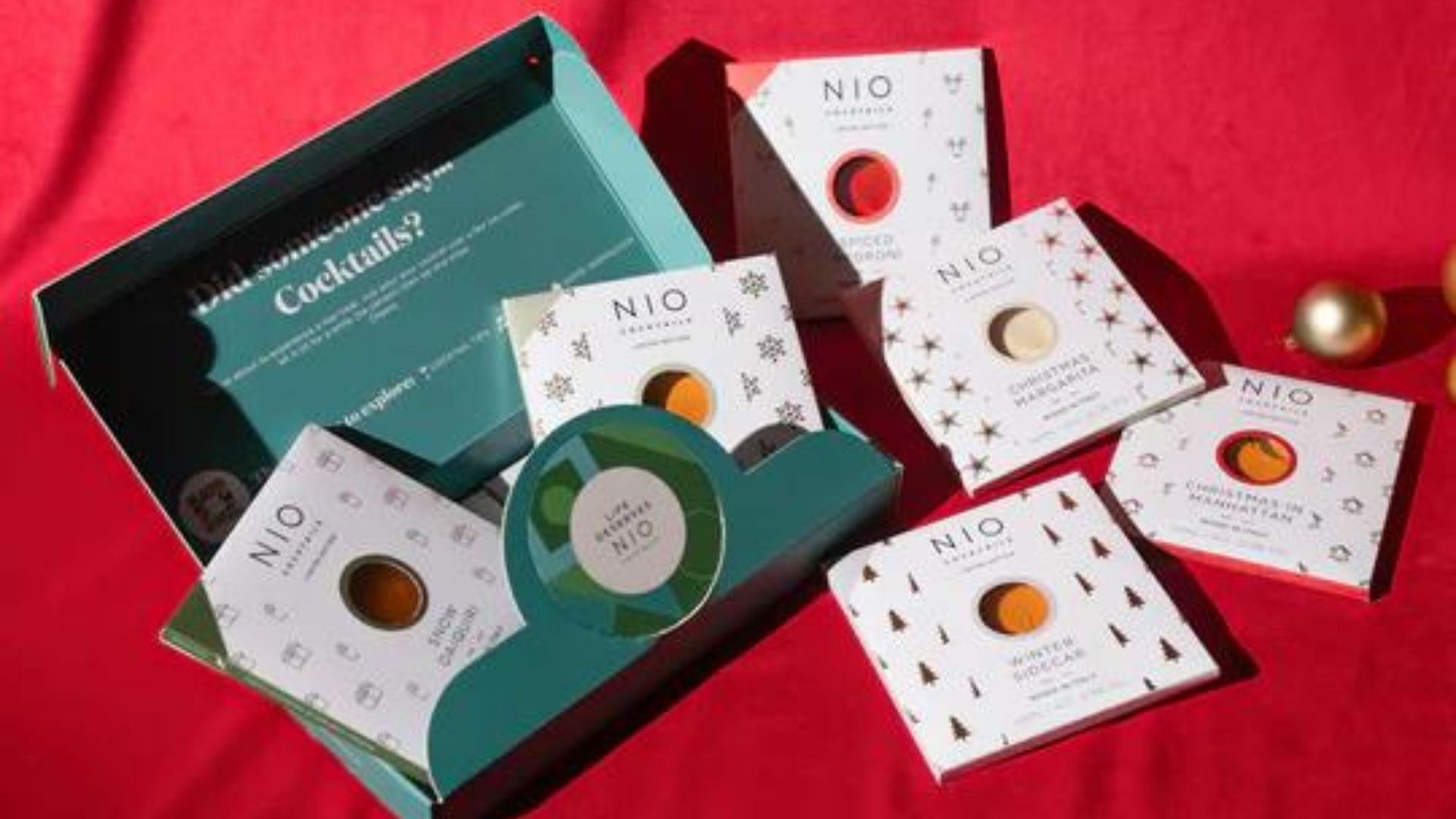 NIO Christmas Cocktail Gift Box