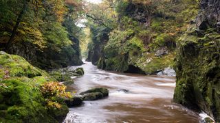 waterfall walks in wales: Fairy Glen