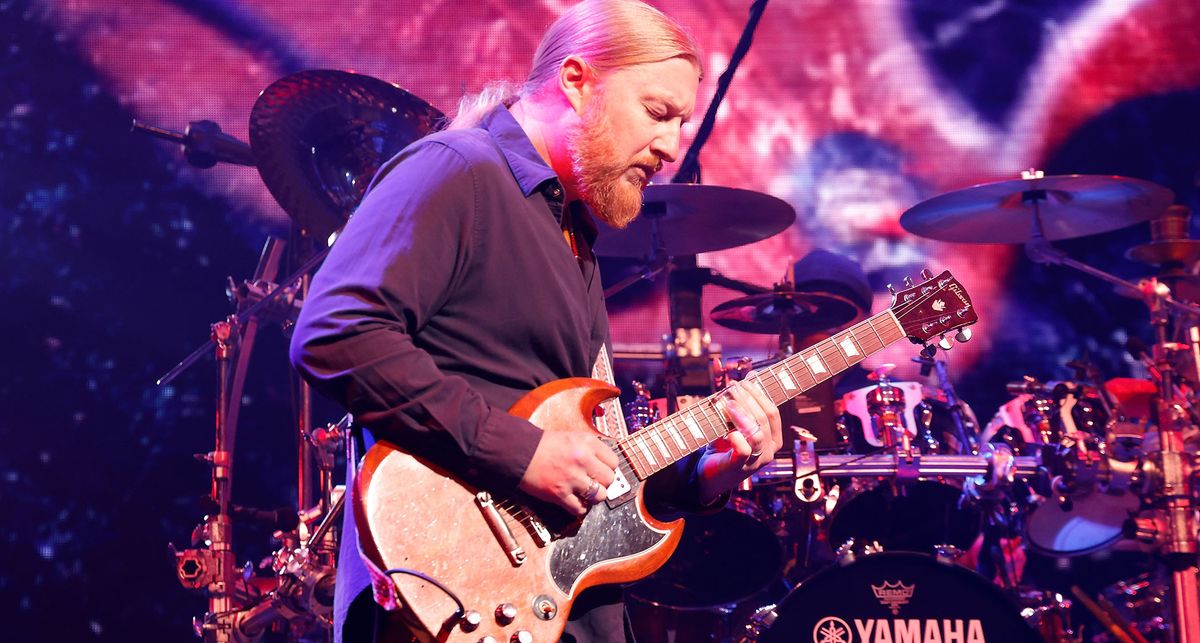 Derek Trucks plays slide on his Dickey Betts SG