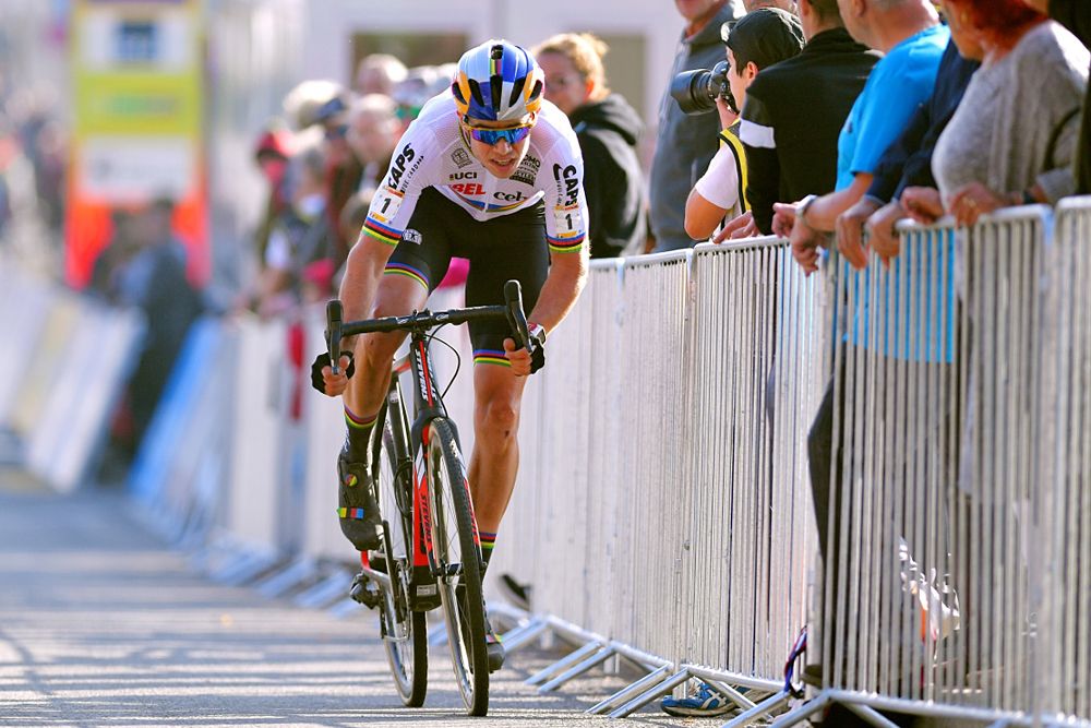 World Champion Wout van Aert was second in Bern