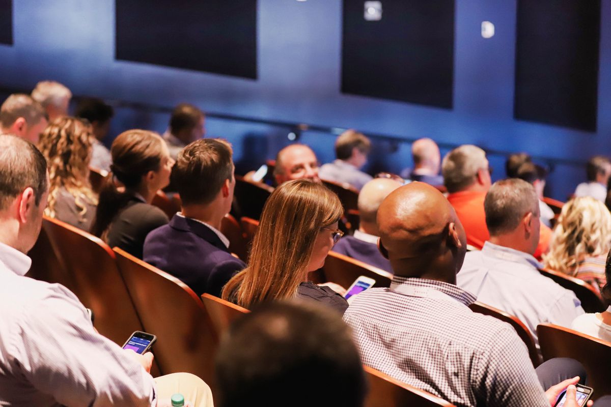 Biamp&#039;s Crowd Mics at the AV/IT Summit