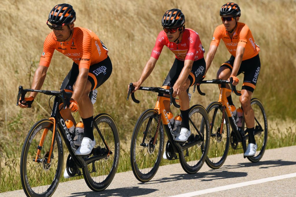 KOM leader Gotzon Mart&iacute;n (Euskaltel-Euskadi)