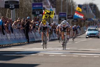 Lizzie Armitstead (Boels Dolmans) wins the Tour of Flanders