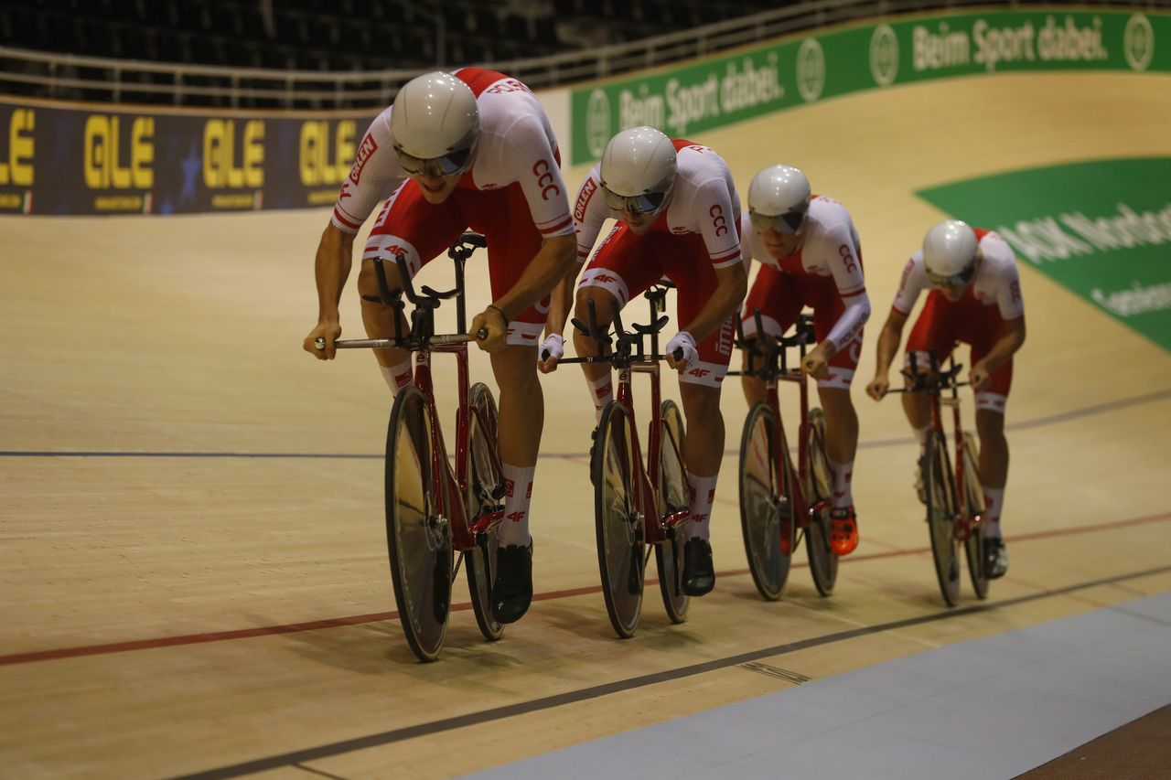 Poland digs in and takes seventh in qualifying